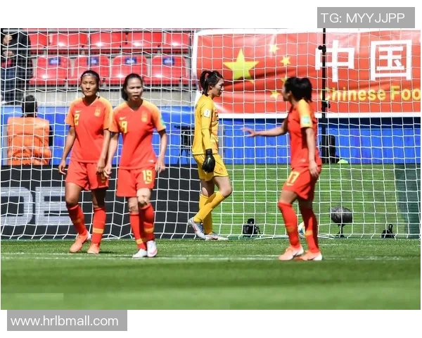 中国女足球星已婚揭晓 她们的婚姻生活和事业成就引发关注